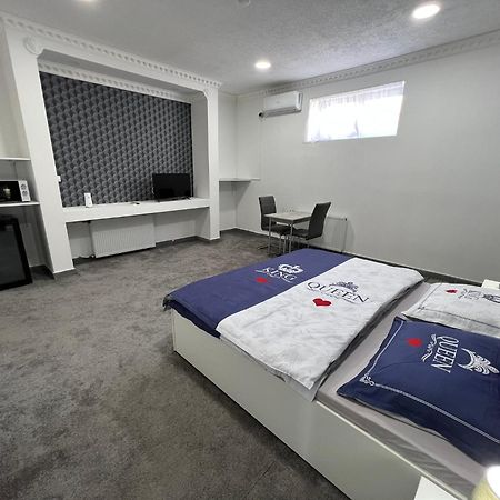 Adel Apartman Kisujszallas Εξωτερικό φωτογραφία